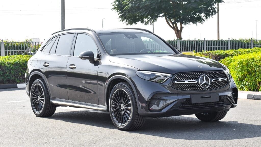 Mercedes-Benz GLC 300 4MATIC SUV 2024 grey - 01