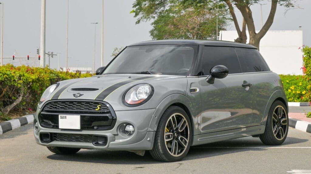 Mini Cooper S 2018 Grey Color