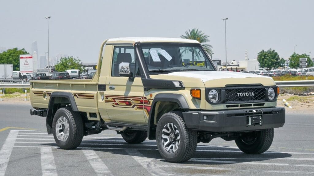 Toyota Land Cruiser LC79 2.8 TDSL LX - Z AT - Beige - 2024