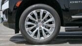 جي إم سي يوكون دينالي 4WD - أسود - 2024