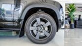 لاند روفر ديفندر X-Dynamic HSE P400 - 2024 اللون الرمادي