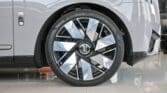 Rolls Royce Cullinan - Silver Badge - 2025 Grey Color
