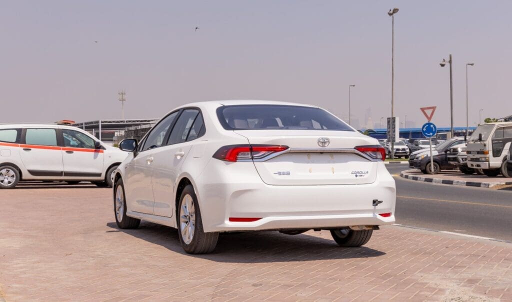 Toyota Corolla 1.8L Intelligent Electric Hybrid Dual Engine Elite Edition - White - 2025