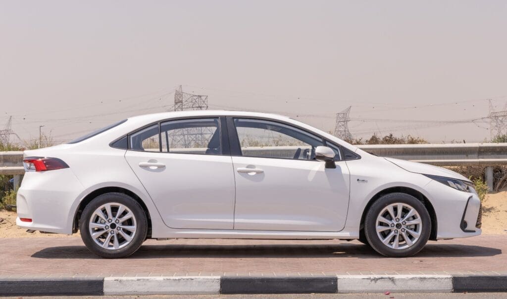 Toyota Corolla 1.8L Intelligent Electric Hybrid Dual Engine Elite Edition - White - 2025