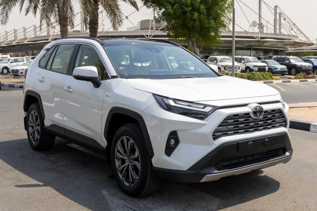 Toyota Rav4 Limited AWD Hybrid 2025 White Color
