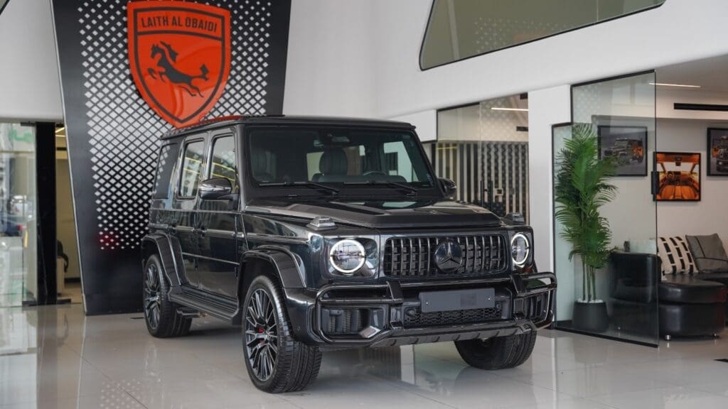 Mercedes-Benz G63 AMG 2025 Magnetite Black Metallic Carbon Fiber Package Performance Exteriors