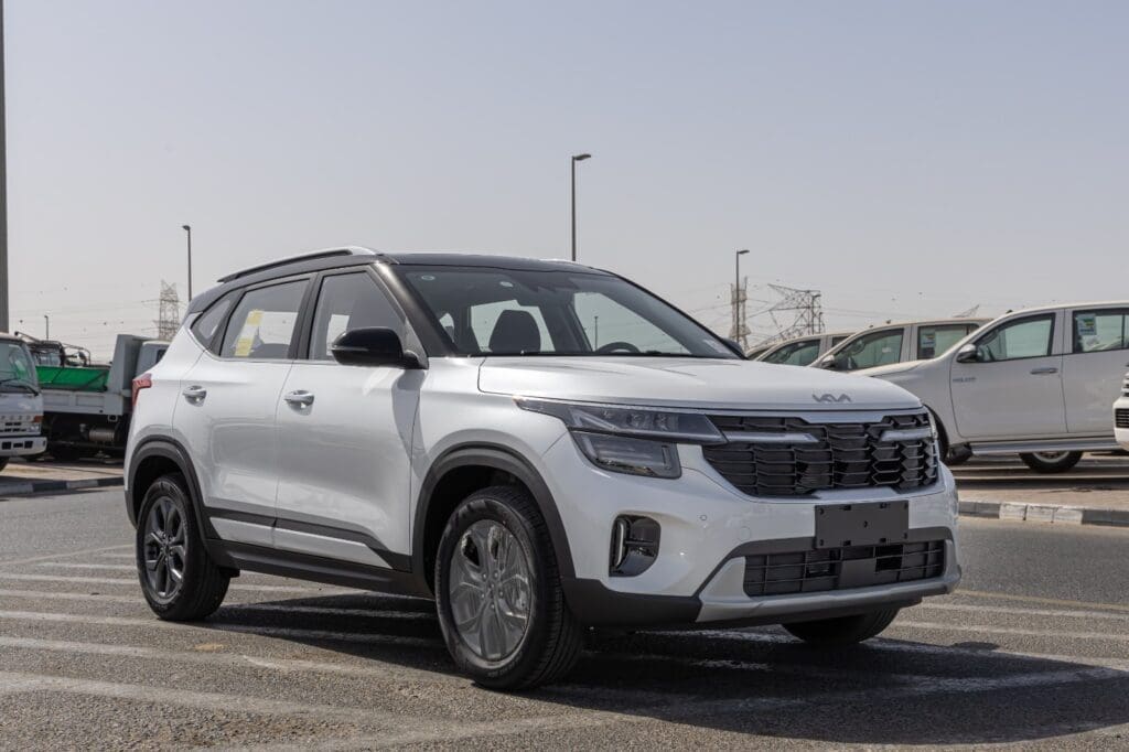 2025 KIA Seltos 1.5L IVT Luxury (Chinese Specs) White Color