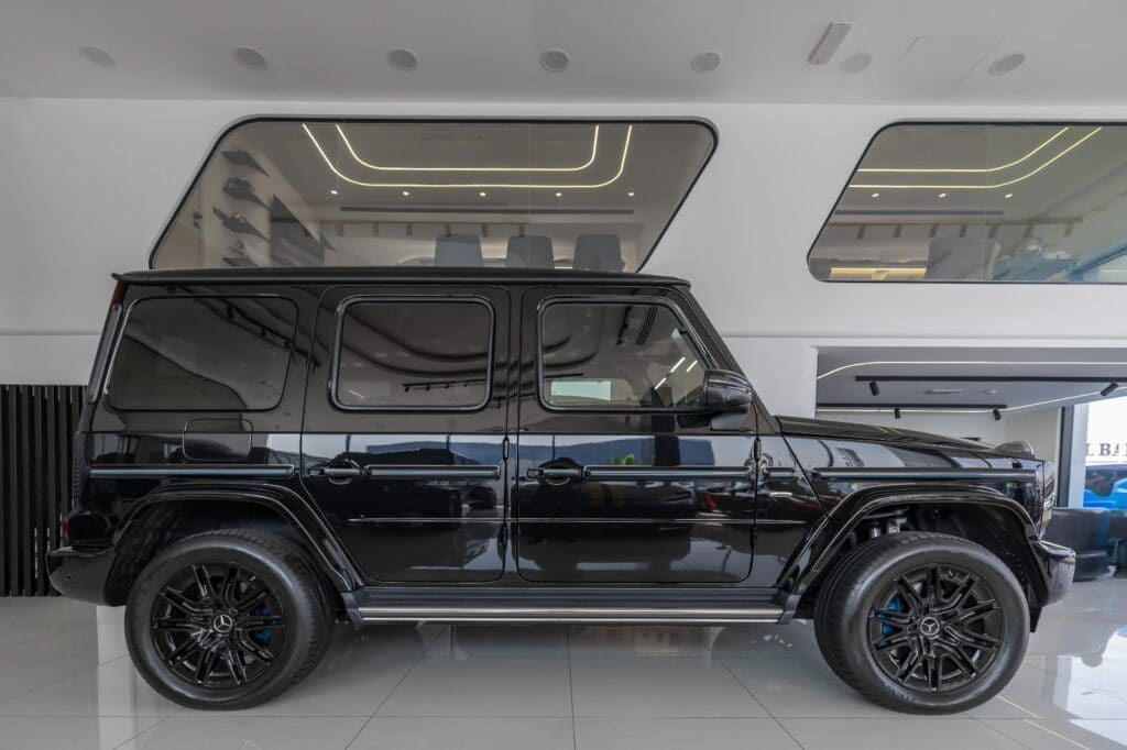 Mercedes-Benz · G 580 EQ 2025 Black Color Exteriors