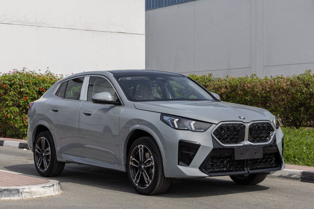 2026 BMW X2 | S DRIVE 25I M | SPORT | FWD | BRAND NEW ( Export )