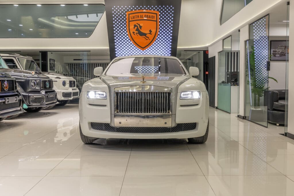 2010 | Rolls Royce Ghost -  GCC Specs Emirates | Super Mint Condition | NO Accident | Low Milage