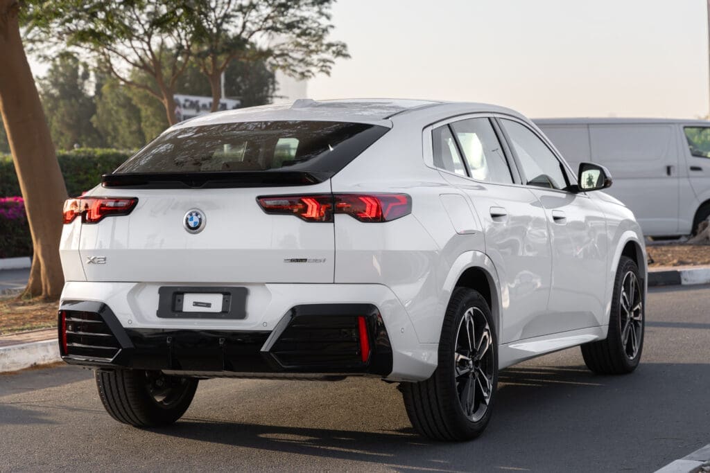 2026 BMW X2 | S DRIVE 25I M | SPORT | FWD | BRAND NEW ( Export )
