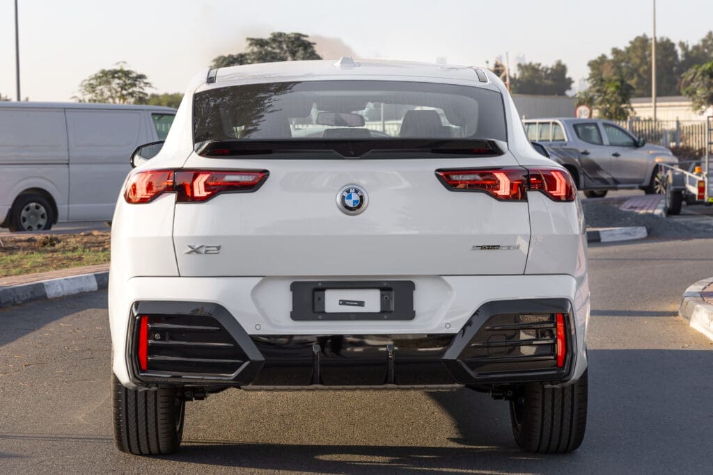 2026 BMW X2 | S DRIVE 25I M | SPORT | FWD | BRAND NEW ( Export )