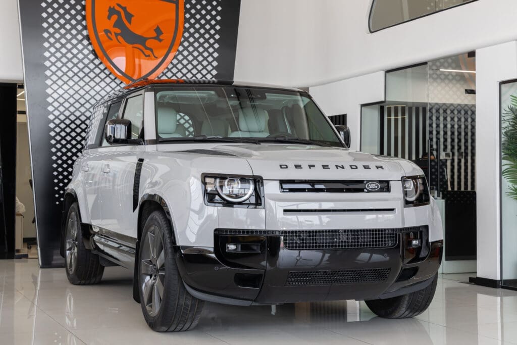Land Rover Defender | 110 X-Dynamic HSE P400 | GCC Specs | 2026 (Export)
