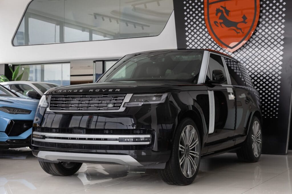 2026 Range Rover Autobiography P530 V8 | GCC Specs | VIP Executive Seats | Panoramic Roof | AWD