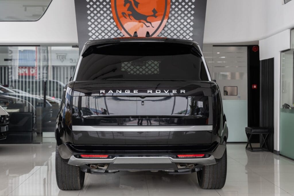 2026 Range Rover Autobiography P530 V8 | GCC Specs | VIP Executive Seats | Panoramic Roof | AWD